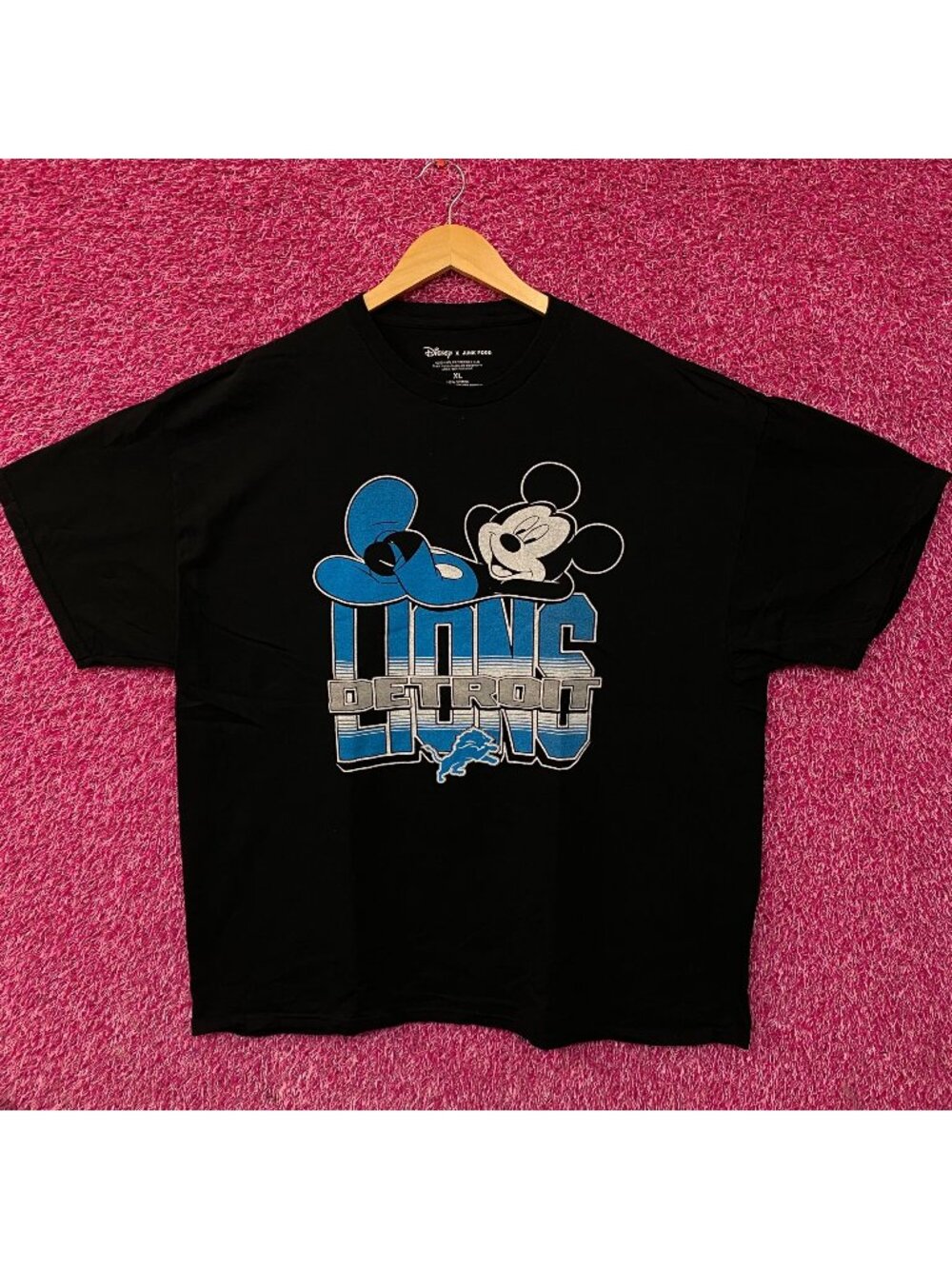 Disney x Junk Food NFL Detroit Lions Mickey Mouse Kick Back Shirt XL